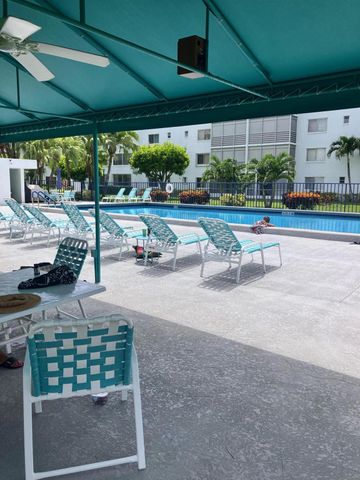 6698 10th Avenue N 408, Lake Worth, FL 33467