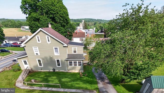 6086 OLD PHILADELPHIA PIKE, Gap, PA 17527