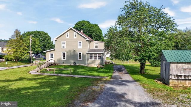 6086 OLD PHILADELPHIA PIKE, Gap, PA 17527