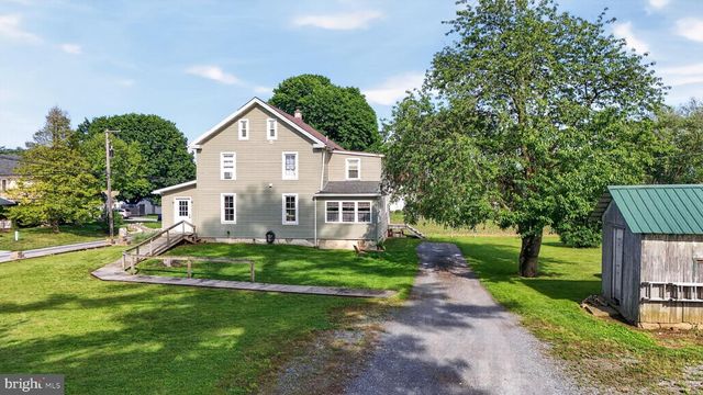 6086 OLD PHILADELPHIA PIKE, Gap, PA 17527