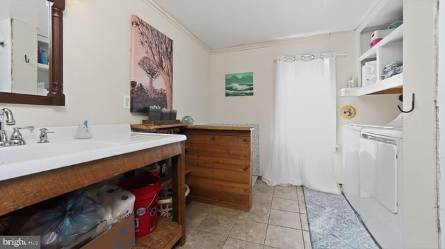 6086 OLD PHILADELPHIA PIKE, Gap, PA 17527