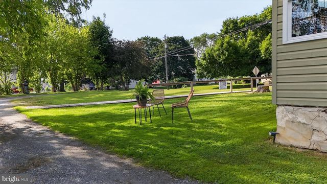 6086 OLD PHILADELPHIA PIKE, Gap, PA 17527