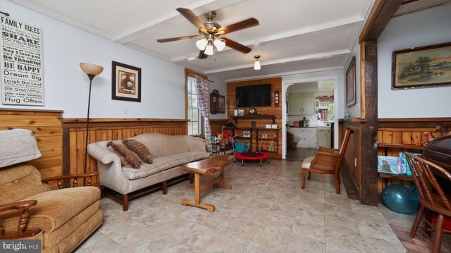6086 OLD PHILADELPHIA PIKE, Gap, PA 17527