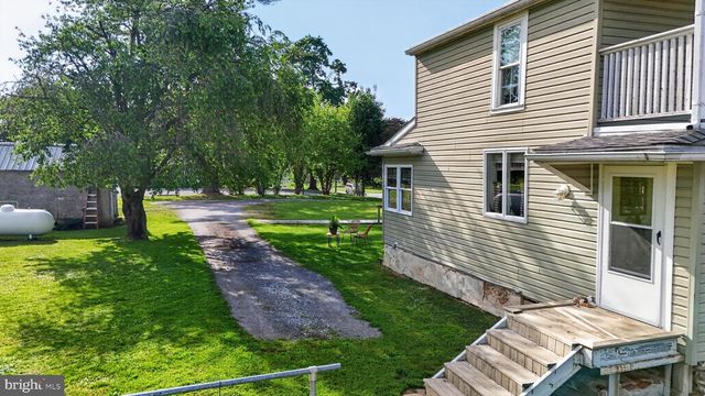 6086 OLD PHILADELPHIA PIKE, Gap, PA 17527