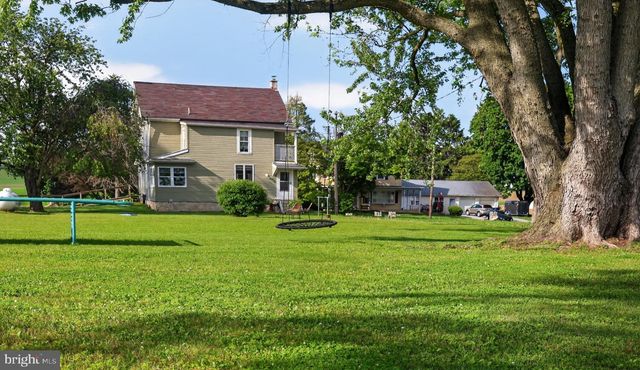 6086 OLD PHILADELPHIA PIKE, Gap, PA 17527