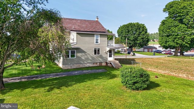 6086 OLD PHILADELPHIA PIKE, Gap, PA 17527