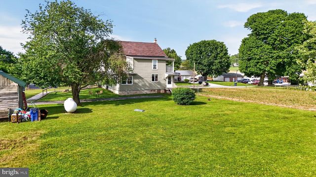 6086 OLD PHILADELPHIA PIKE, Gap, PA 17527