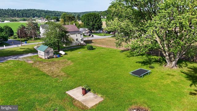 6086 OLD PHILADELPHIA PIKE, Gap, PA 17527