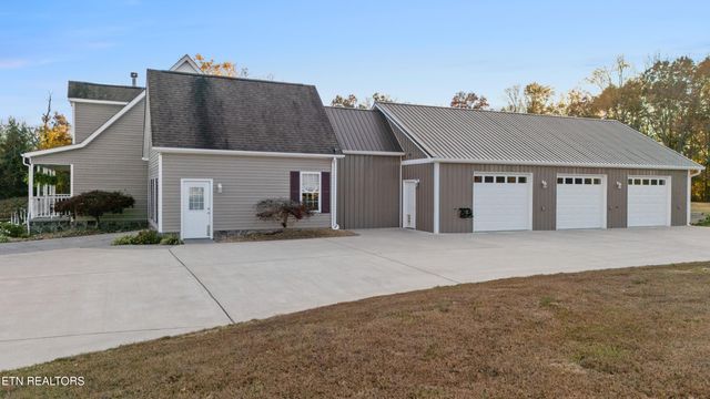 307 Idlewild Drive, White Pine, TN 37890