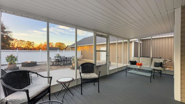 307 Idlewild Drive, White Pine, TN 37890