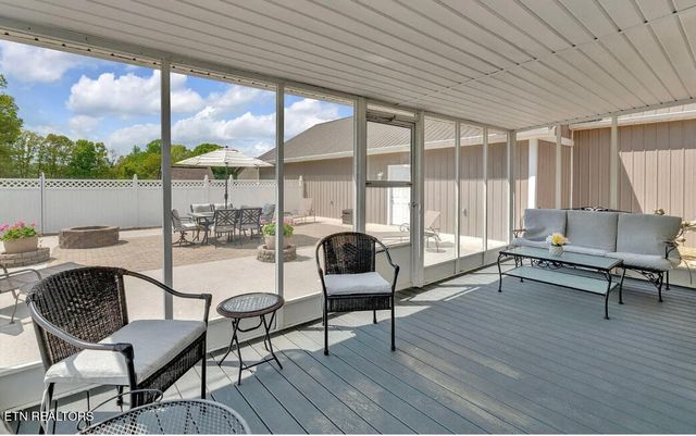 307 Idlewild Drive, White Pine, TN 37890