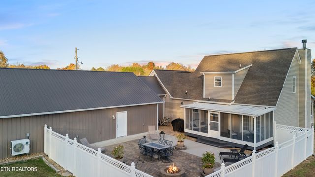 307 Idlewild Drive, White Pine, TN 37890