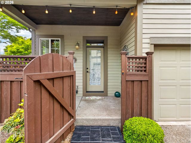 11970 Sw SURREY St, Wilsonville, OR 97070