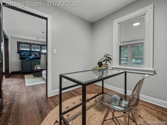 2120 Pearl Avenue, Warren, MI 48091