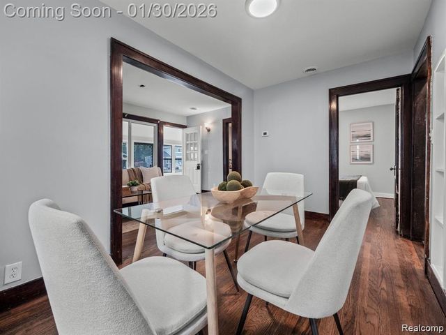 2120 Pearl Avenue, Warren, MI 48091