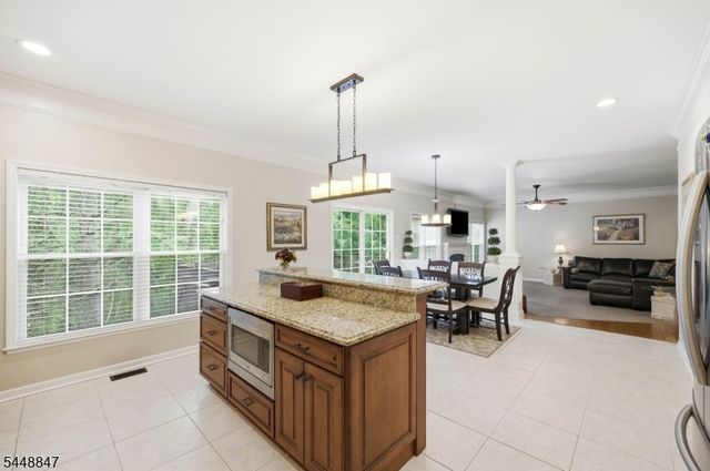 53 Ramapo River Trce, Oakland Boro, NJ 07436