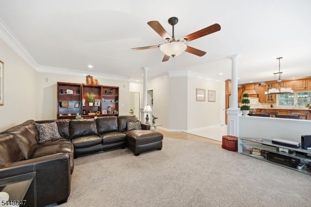 53 Ramapo River Trce, Oakland Boro, NJ 07436