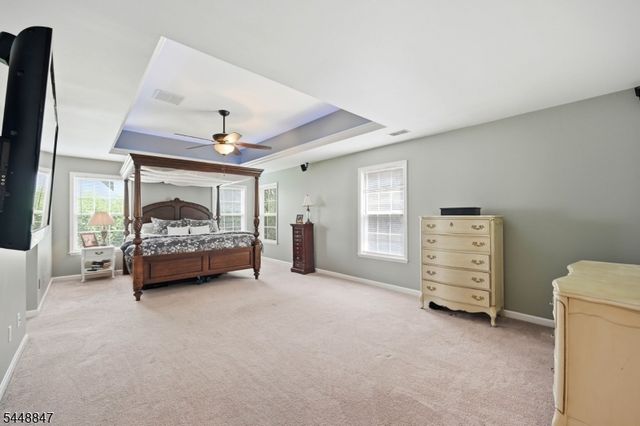 53 Ramapo River Trce, Oakland Boro, NJ 07436