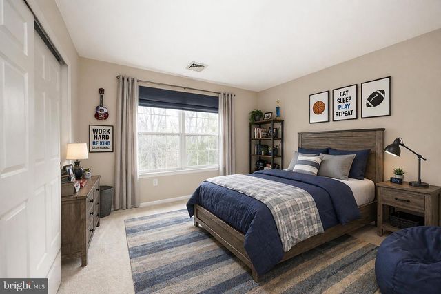 604 EXMOOR LN, Collegeville, PA 19426