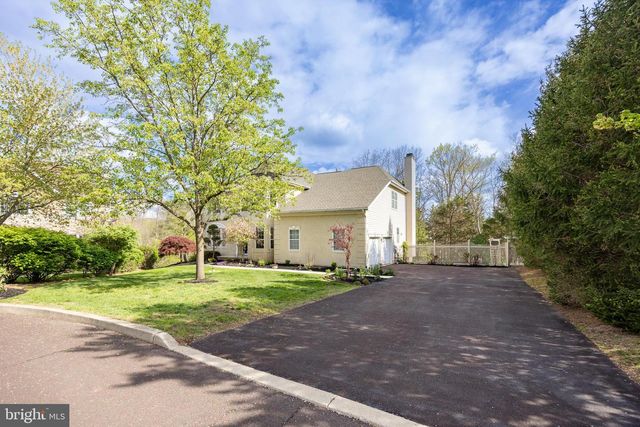 604 EXMOOR LN, Collegeville, PA 19426