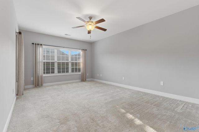 7320 Sanctuary Cove Drive SE, Owens Cross Roads, AL 35763