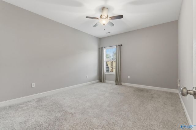 7320 Sanctuary Cove Drive SE, Owens Cross Roads, AL 35763