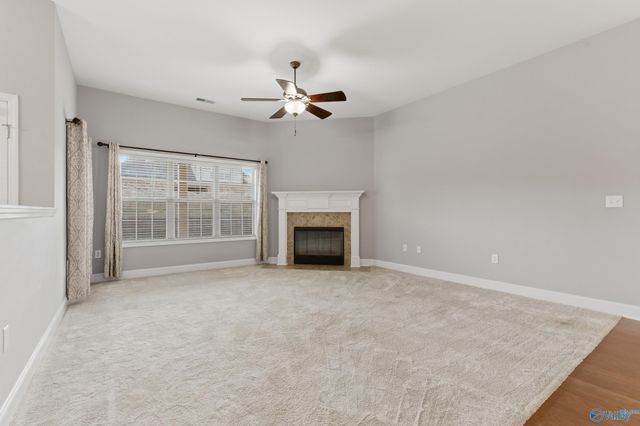 7320 Sanctuary Cove Drive SE, Owens Cross Roads, AL 35763