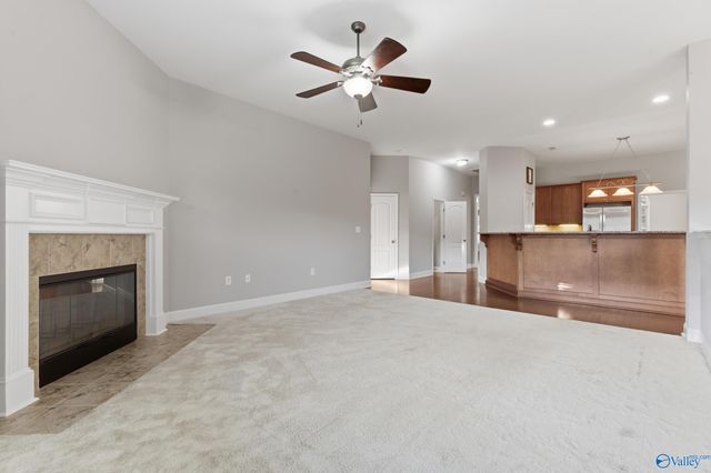 7320 Sanctuary Cove Drive SE, Owens Cross Roads, AL 35763