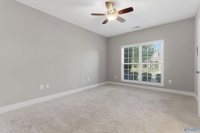 7320 Sanctuary Cove Drive SE, Owens Cross Roads, AL 35763