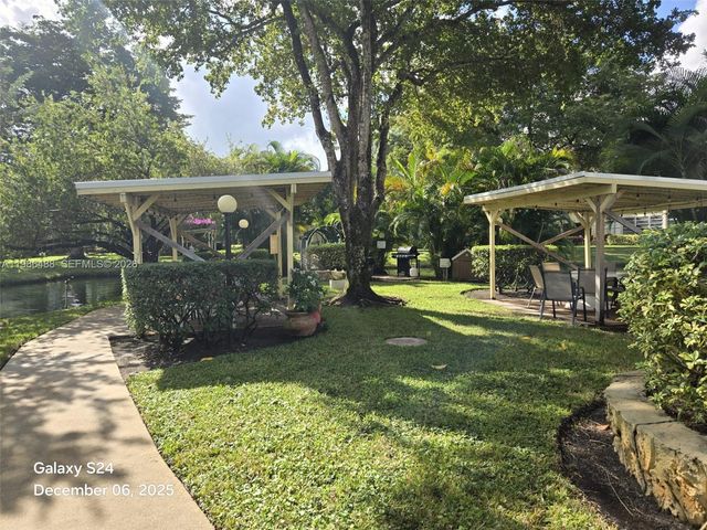 5181 W Oakland Park Blvd 102, Lauderdale Lakes, FL 33313