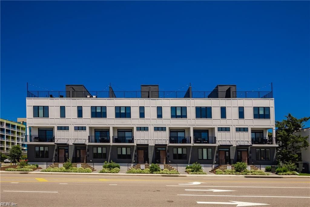 945 Pacific AVE, Virginia Beach, VA 23451