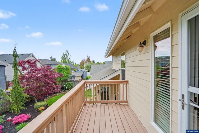 2072 22nd Av SE, Albany, OR 97322