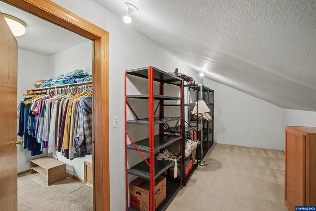 2072 22nd Av SE, Albany, OR 97322