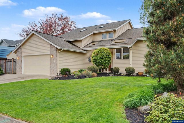 2072 22nd Av SE, Albany, OR 97322