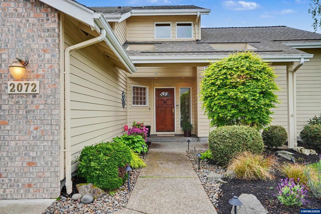 2072 22nd Av SE, Albany, OR 97322