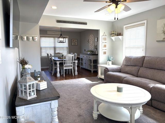 166 Christian Court, Toms River, NJ 08753