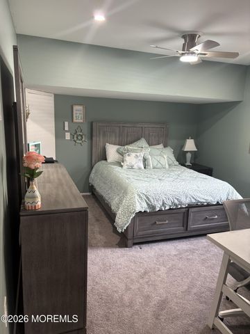 166 Christian Court, Toms River, NJ 08753