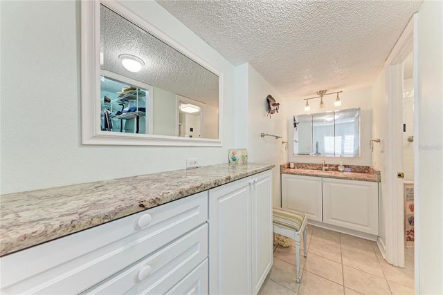 5200 GULF DRIVE 107, Holmes Beach, FL 34217