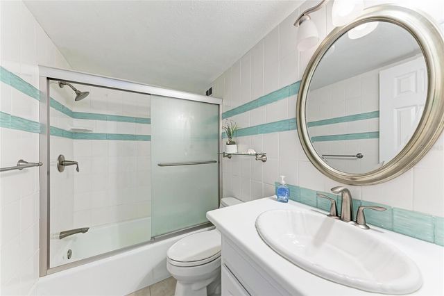 5200 GULF DRIVE 107, Holmes Beach, FL 34217