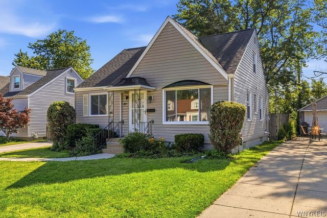 57 Wrexham Court North, Tonawanda, NY 14150