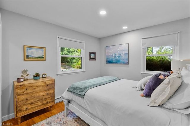 2654 London Lane, Winston-salem, NC 27103