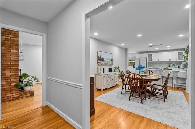 2654 London Lane, Winston-salem, NC 27103
