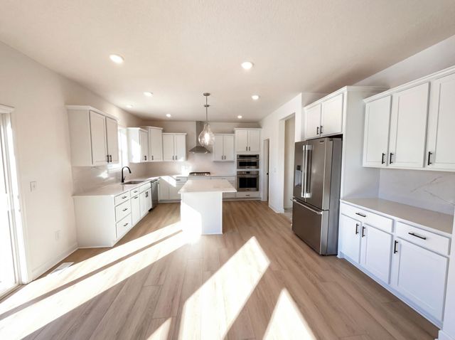 4707 Obsidian Way, Victoria, MN 55386