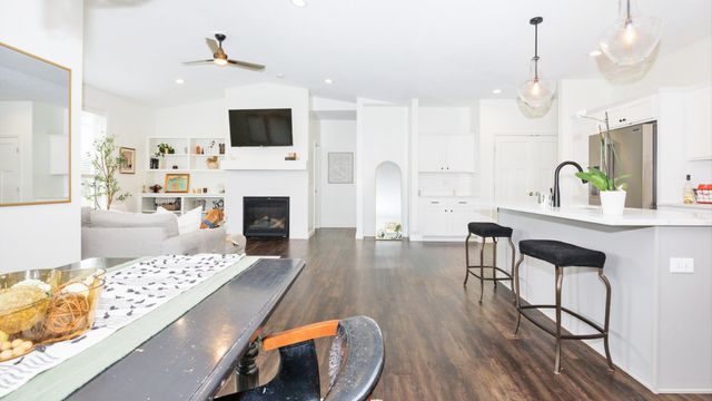 2935 Glendale Lane, Normal, IL 61761