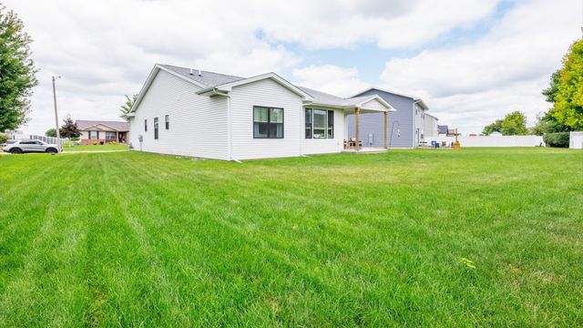 2935 Glendale Lane, Normal, IL 61761