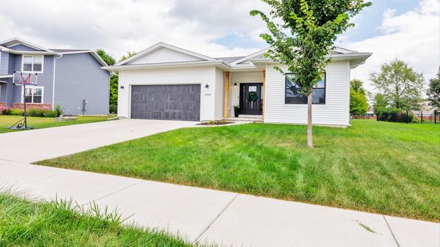 2935 Glendale Lane, Normal, IL 61761