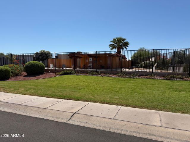 632 W FORDHAM Drive, Tempe, AZ 85283
