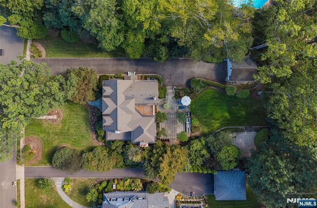326 West End Avenue, Ridgewood, NJ 07450