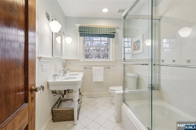 326 West End Avenue, Ridgewood, NJ 07450