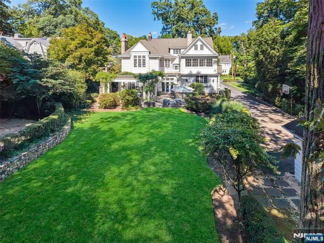 326 West End Avenue, Ridgewood, NJ 07450